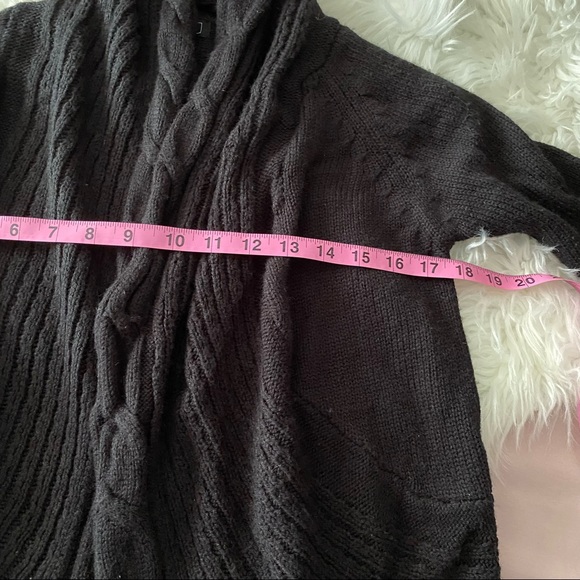 Shows Neck • Black Cardigan - Picture 6 of 8